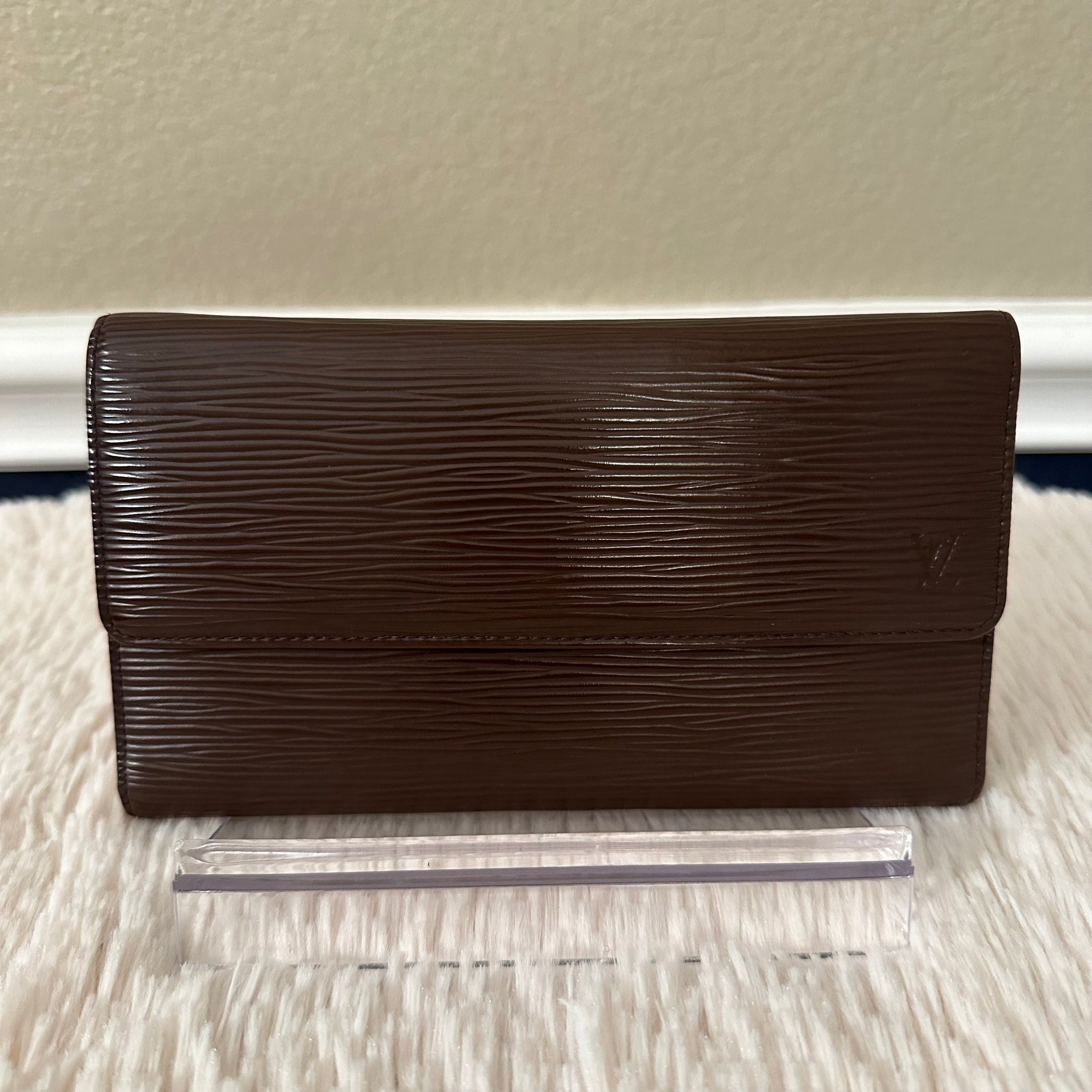 International Wallet in Brown Epi Leather