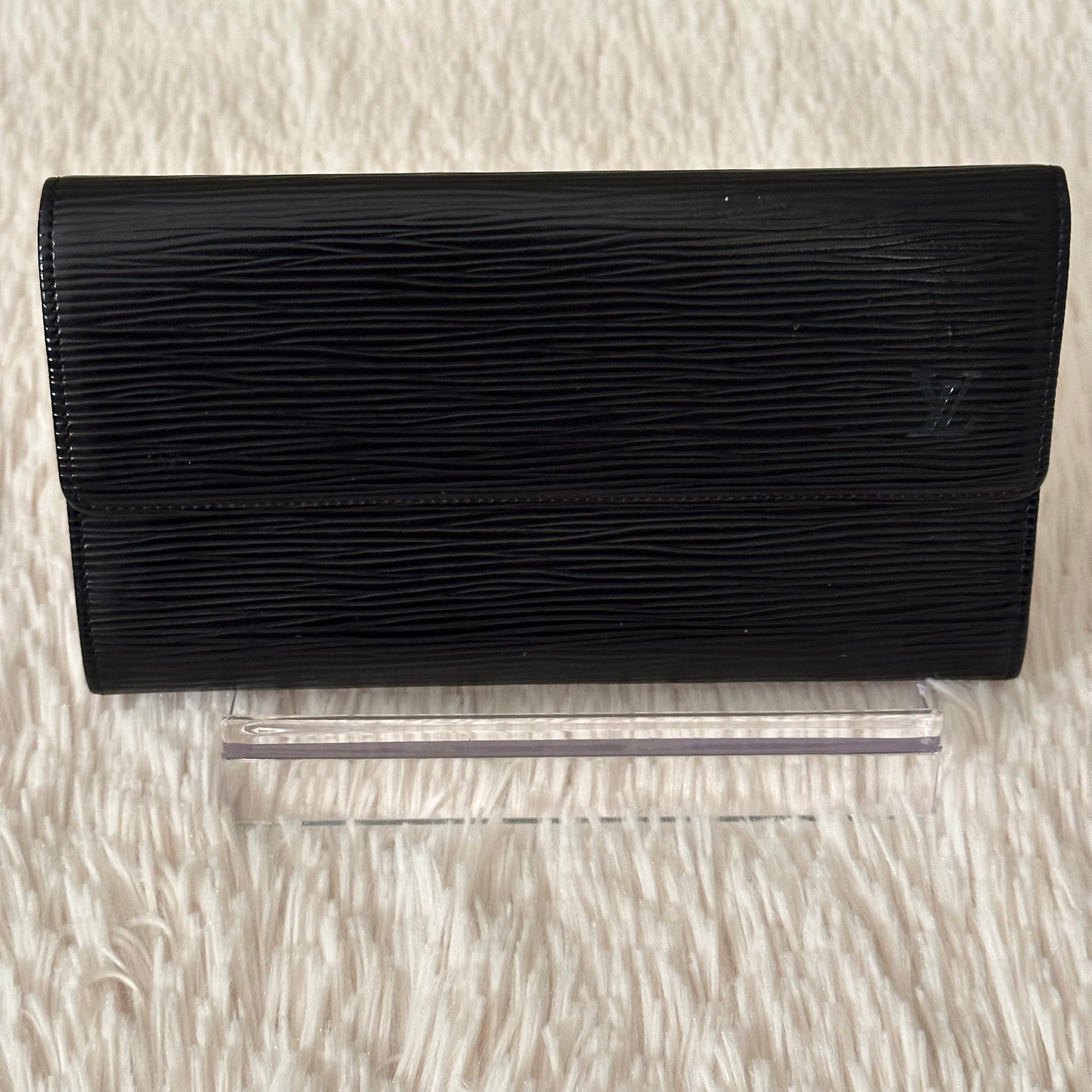 Sarah Wallet in Black Epi Leather