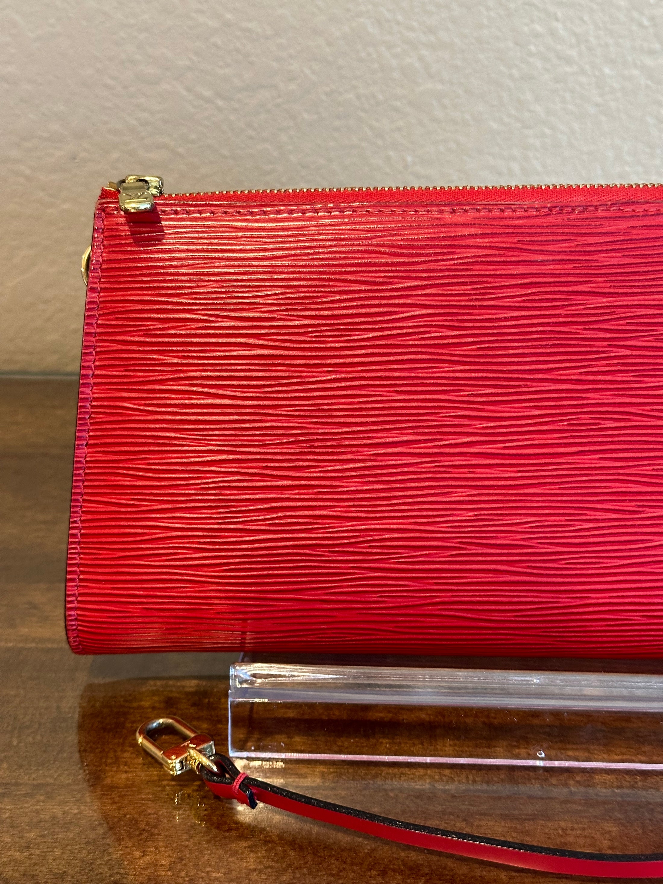 Pochette Accessoires in Red Epi